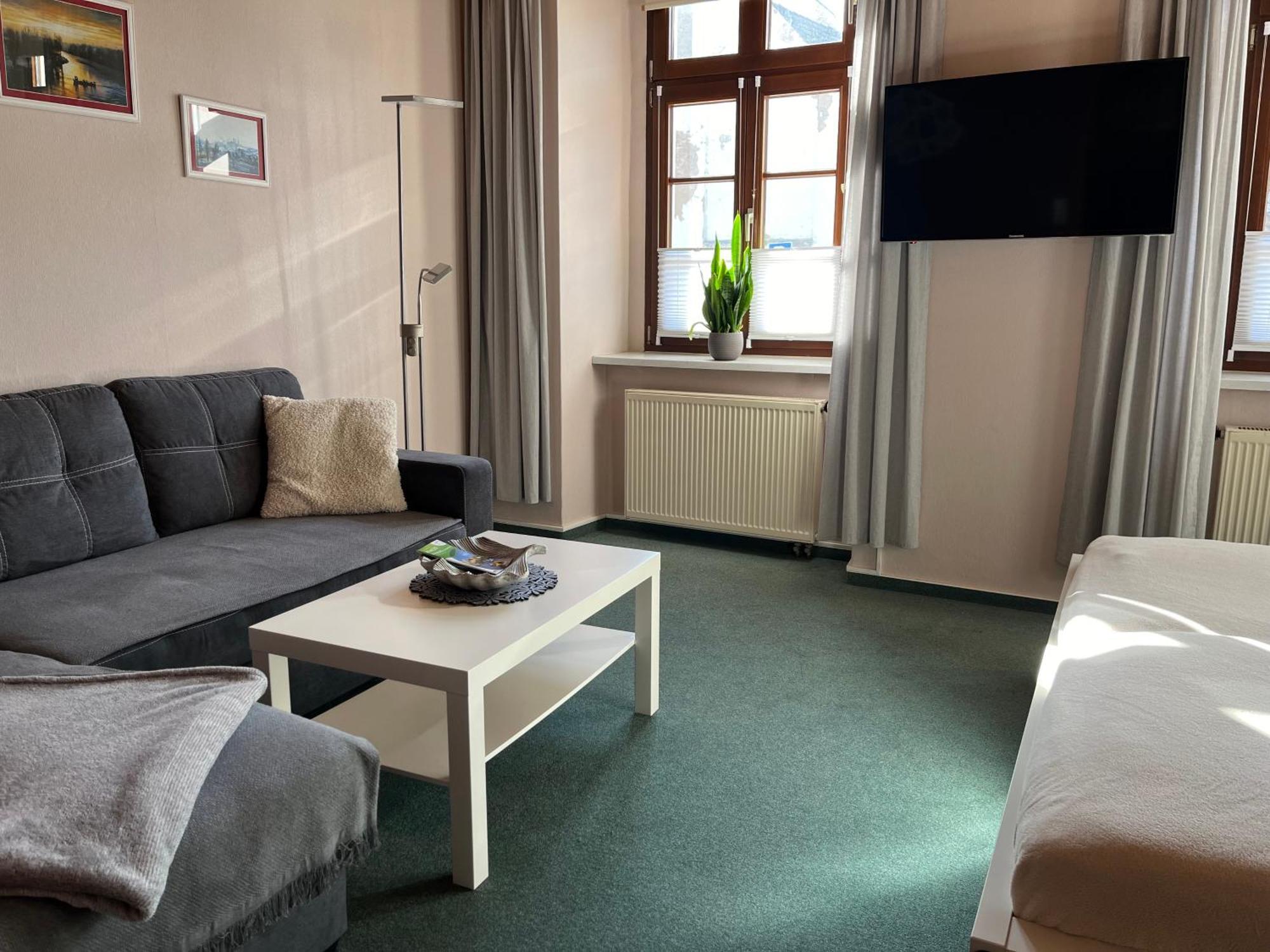 Zimmervermietung Barth Bernburg Exterior foto